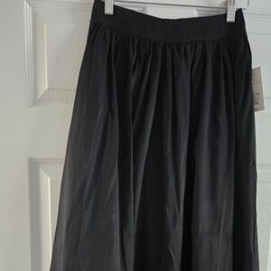 BNWT A New Day Women's Voluminous Maxi Skirt ***Beautiful***